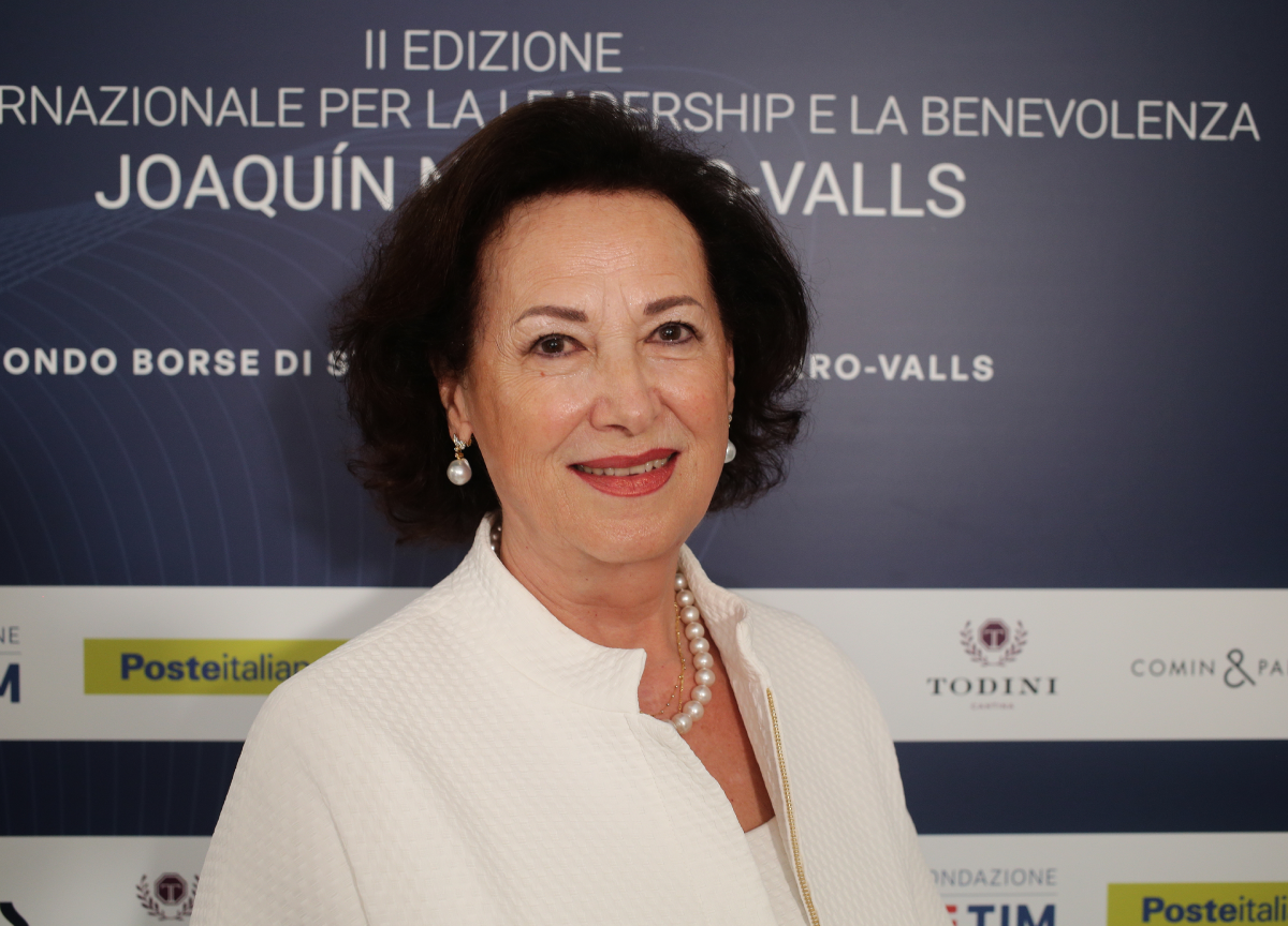 Premio Navarro-Valls, a Lina Tombolato Doris e a Nicolò Govoni il riconoscimento per la Leadership e la Benevolenza Premio Navarro-Valls, a Lina Tombolato Doris e a Nicolò Govoni il riconoscimento per la Leadership e la Benevolenza