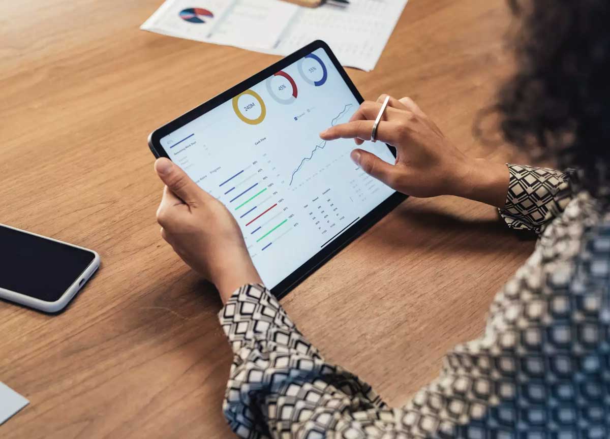 Rai perseguita aziende e professionisti: “Usi il tablet? Paga il canone tv”