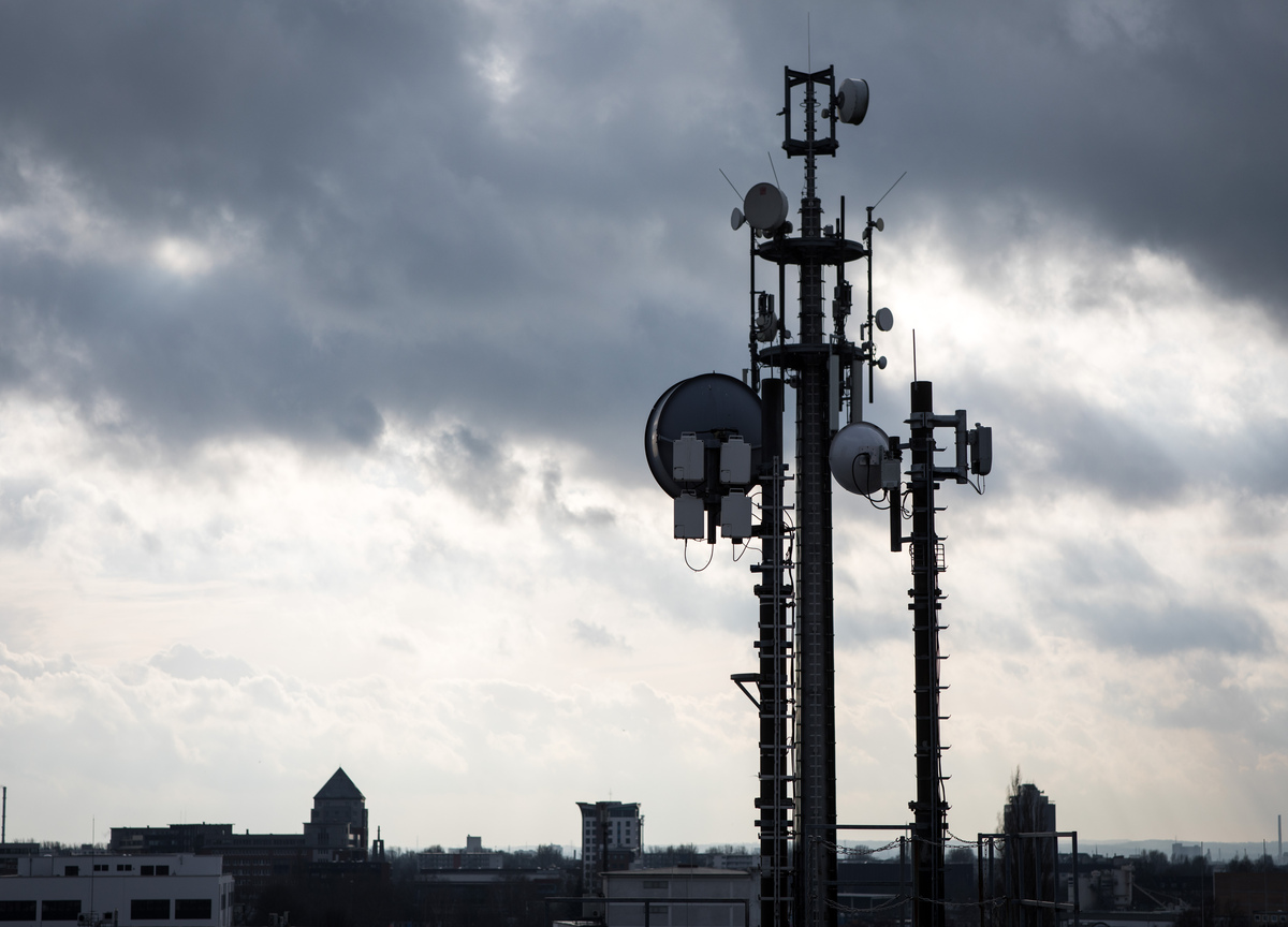 Elettrosmog, la rivolta contro le antenne 5G: comitati pronti alle barricate Elettrosmog, la rivolta contro le antenne 5G: comitati pronti alle barricate