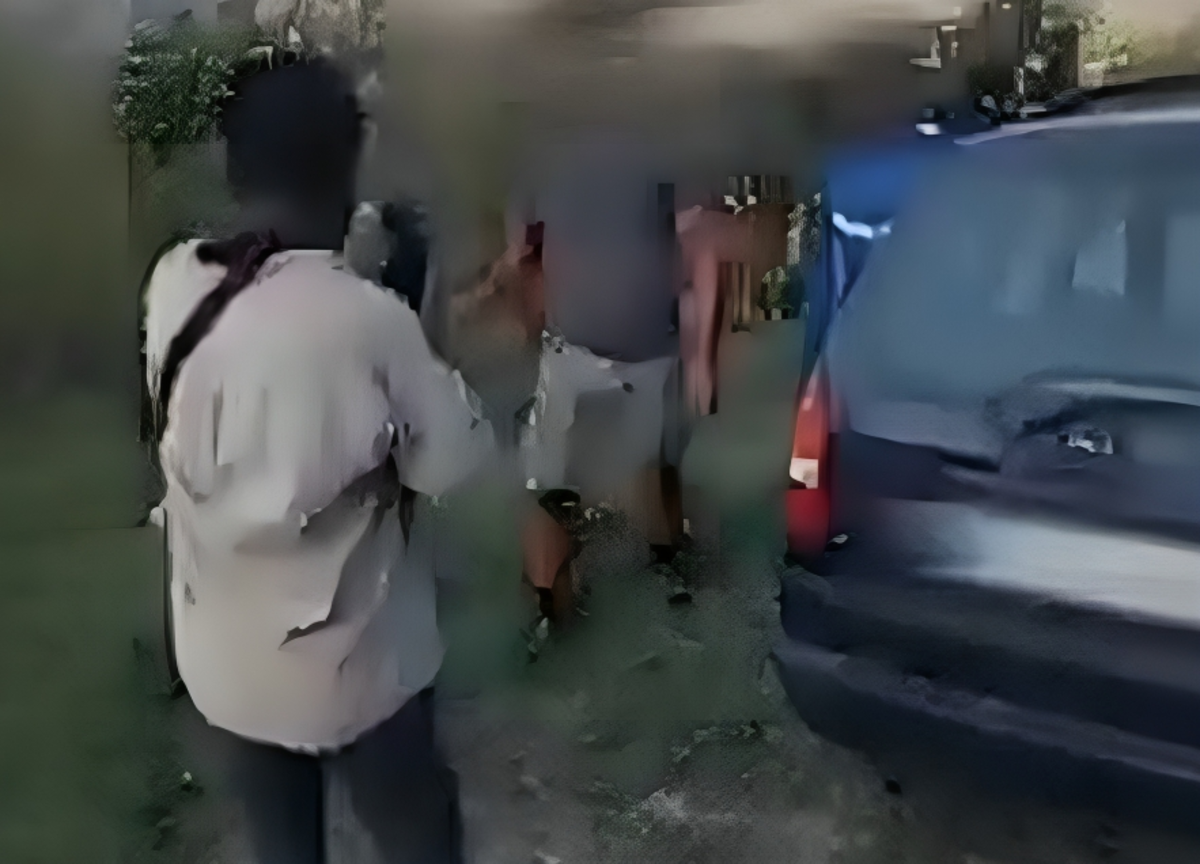 Caporalato nelle Langhe, migranti picchiati con spranghe e stipendi da fame Caporalato nelle Langhe, migranti picchiati con spranghe e stipendi da fame