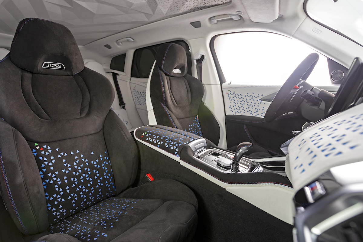 BMW in collaborazione con Alcantara svela il progetto “Sky is the limit” BMW in collaborazione con Alcantara svela il progetto “Sky is the limit”