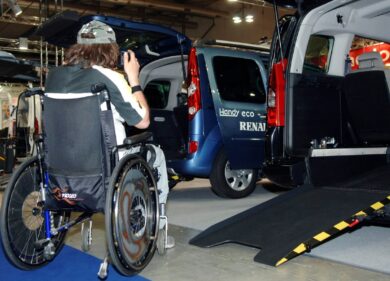 Bimba disabile lasciata fuori dal concerto, i Coldplay la ospitano in Tribuna