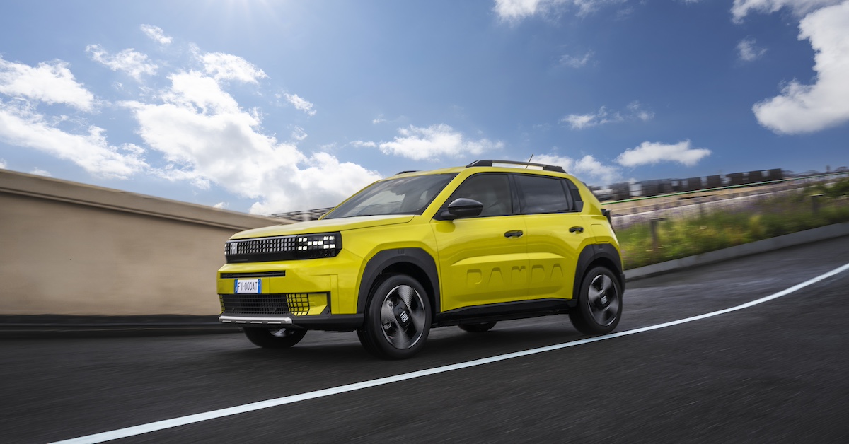FIAT svela la nuova Grande Panda: ritorno al futuro con design italiano FIAT svela la nuova Grande Panda: ritorno al futuro con design italiano