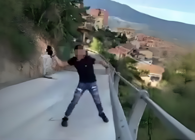 Violenza sugli animali, gatti scuoiati e cani avvelenati. E’ ora di dire basta