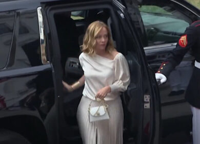 Von der Leyen capo dell’Ue: Meloni deve votare a favore, contro o astenersi?