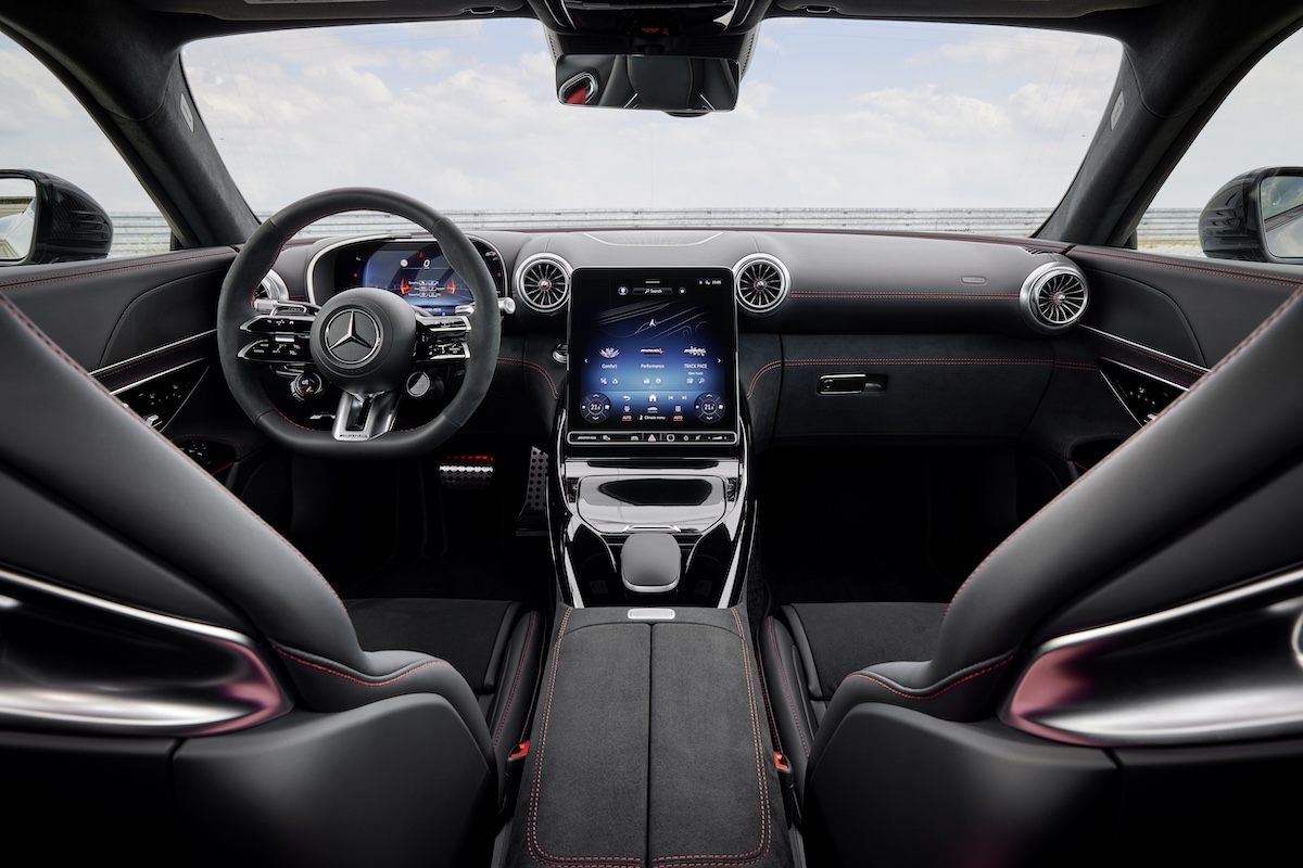 Nuova Mercedes-AMG GT 63 PRO: prestazioni da brivido e comfort quotidiano Nuova Mercedes-AMG GT 63 PRO: prestazioni da brivido e comfort quotidiano