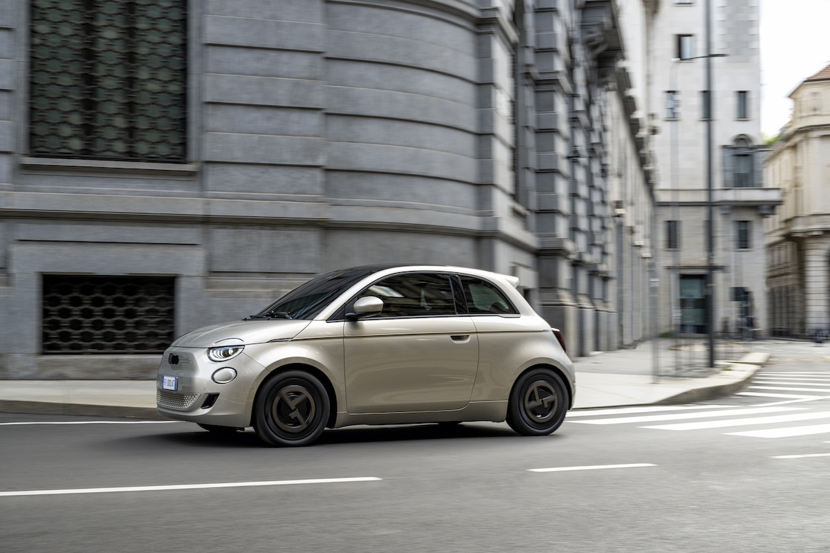 Fiat 500e Giorgio Armani: l’icona del Made in Italy