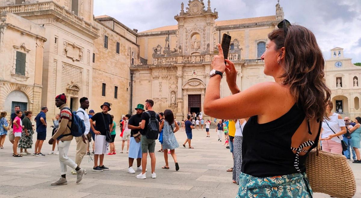 Il treno turistico Roma-Lecce di FS -TTI fermerà anche a Foggia Il treno turistico Roma-Lecce di FS -TTI fermerà anche a Foggia