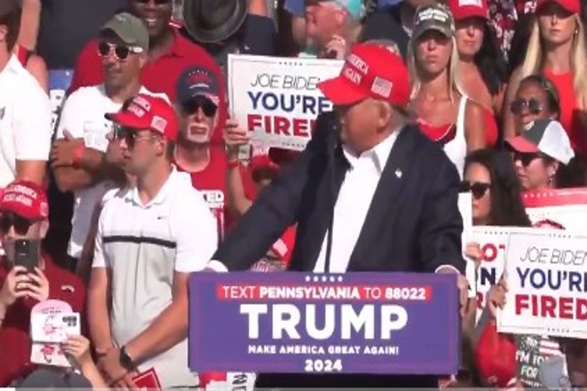 Attentato a Trump, Biden: “Le differenze non si risolvono con le pallottole”