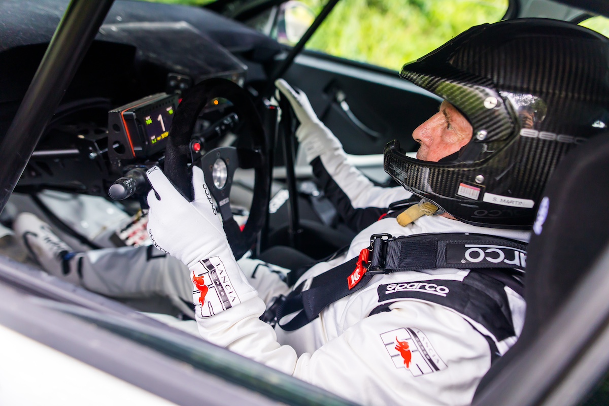 Miki Biasion prova la nuova Lancia Ypsilon Rally 4 HF Miki Biasion prova la nuova Lancia Ypsilon Rally 4 HF