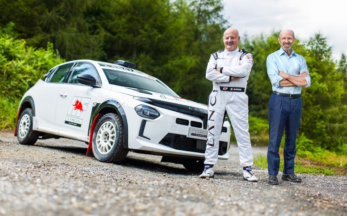 Miki Biasion prova la nuova Lancia Ypsilon Rally 4 HF Miki Biasion prova la nuova Lancia Ypsilon Rally 4 HF