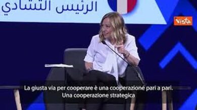 Meloni: “Su immigrazione non condivido né approccio caritatevole né quello predatorio”