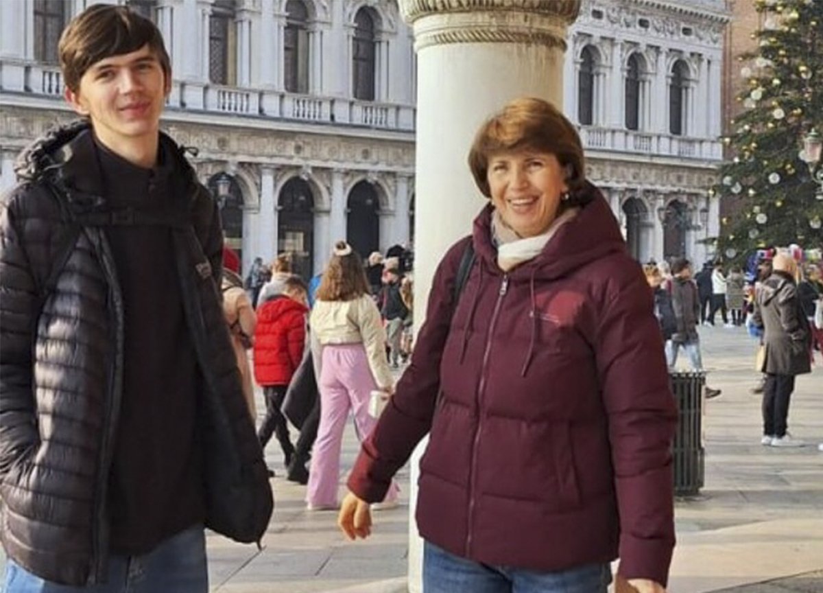 Riva del Garda, mamma e figlio scomparsi: trovato il corpo del 18enne Riva del Garda, mamma e figlio scomparsi: trovato il corpo del 18enne
