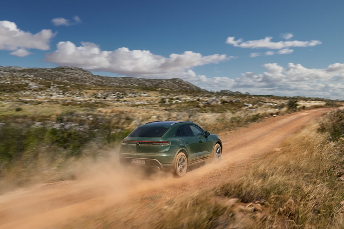 Porsche lancia nuovi modelli Macan elettrici: efficienza e potenza raddoppiate Porsche lancia nuovi modelli Macan elettrici: efficienza e potenza raddoppiate