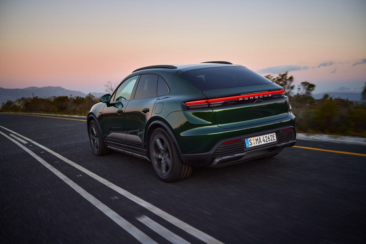 Porsche lancia nuovi modelli Macan elettrici: efficienza e potenza raddoppiate Porsche lancia nuovi modelli Macan elettrici: efficienza e potenza raddoppiate
