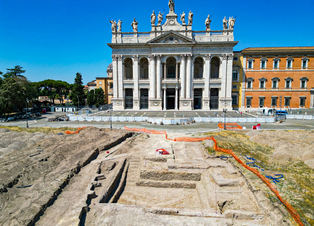 Cantieri per il Giubileo, dagli scavi di San Giovanni spuntano le mura del Patriarchio