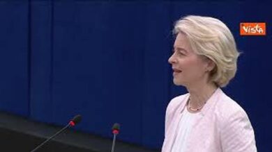 Von der Leyen all’Eurocamera: “Avanti col Green Deal ma con un nuovo patto industriale”