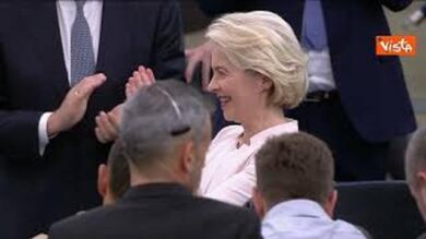 Von der Leyen rieletta Presidente della Commissione Ue. L’annuncio all’Eurocamera tra gli applausi