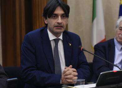Femminile vietato? Dietrofront Lega: “Non rispetta la linea del partito”