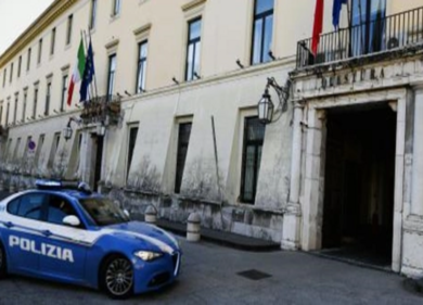 Napoli/ Camorra, confiscati beni per un valore di 30 milioni di euro: appartengono a imprenditore locale