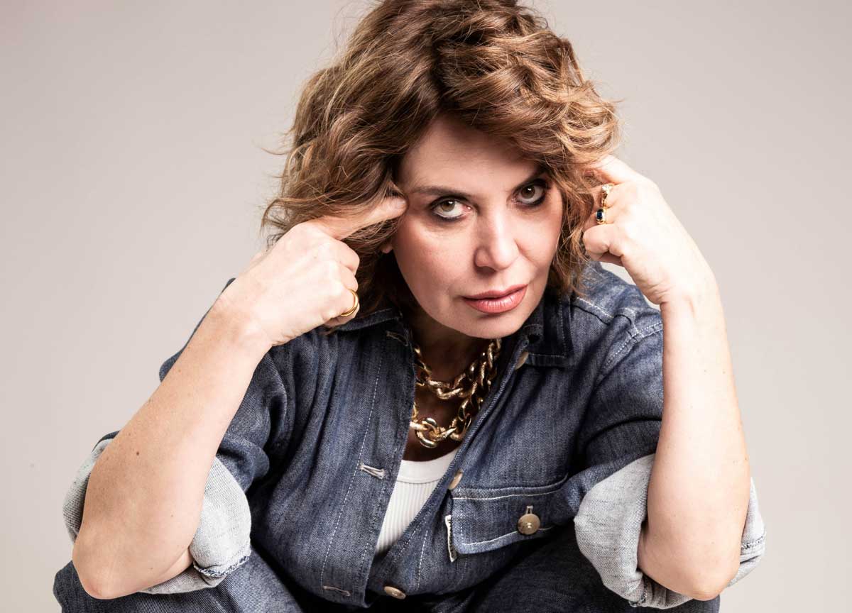 Maltempo da ridere a Villa Ada: arriva il ciclone Sabina Guzzanti in cerca di libertà Maltempo da ridere a Villa Ada: arriva il ciclone Sabina Guzzanti in cerca di libertà