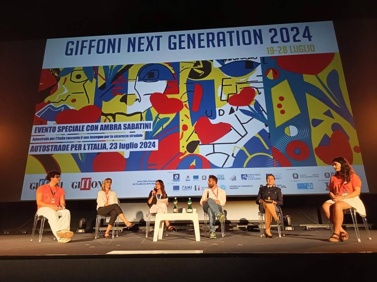 ASPI e Polizia protagonisti della Sicurezza Stradale al Giffoni Festival ASPI e Polizia protagonisti della Sicurezza Stradale al Giffoni Festival