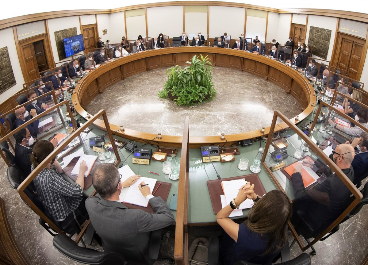 Csm nuova bufera, Rosanna Natoli indagata per rivelazione di segreti d’ufficio. E’ in quota FdI Csm nuova bufera, Rosanna Natoli indagata per rivelazione di segreti d’ufficio. E’ in quota FdI