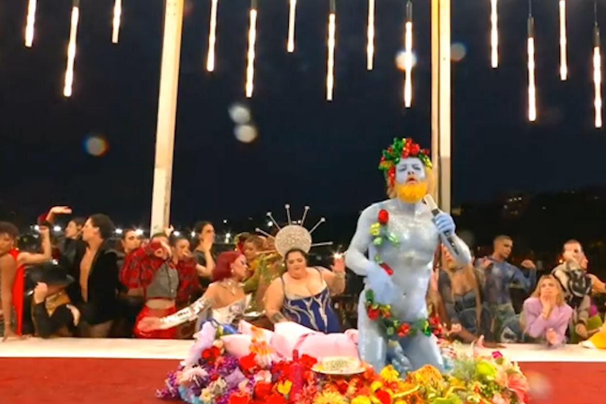 Olimpiadi Parigi, drag queen e Ultima Cena blasfema ma dal Papa in giù il silenzio è tombale