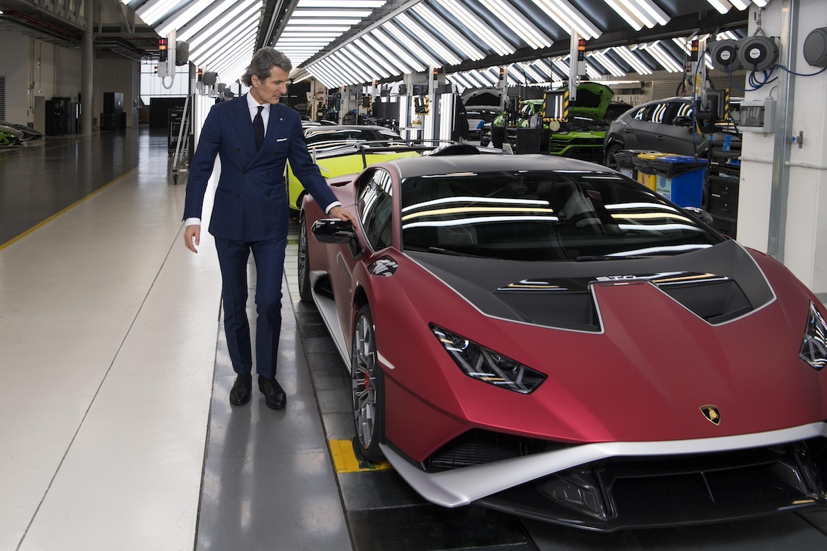 Lamborghini: record di consegne, fatturato e utili nel primo semestre 2024 Lamborghini: record di consegne, fatturato e utili nel primo semestre 2024