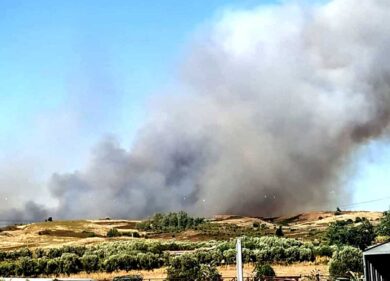 Rogo Ponte Mammolo: Roma est nella nube nera: 60 evacuati, fumo visibile in Abruzzo