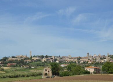 Brindisi alla salute degli etruschi: ecco il calice di vino che viene dalla storia