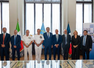 Fincantieri e Leonardo: siglato accordo da €1,5 mld per due ‘FREMM EVO’