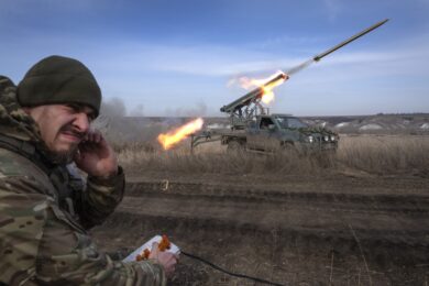 Supremazia e arroganza: perché l’uomo è sempre in guerra