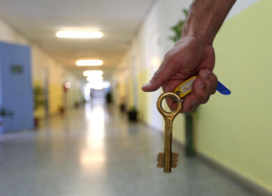 Carceri, suicida poliziotto penitenziario all’Ucciardone: è il settimo nel 2024