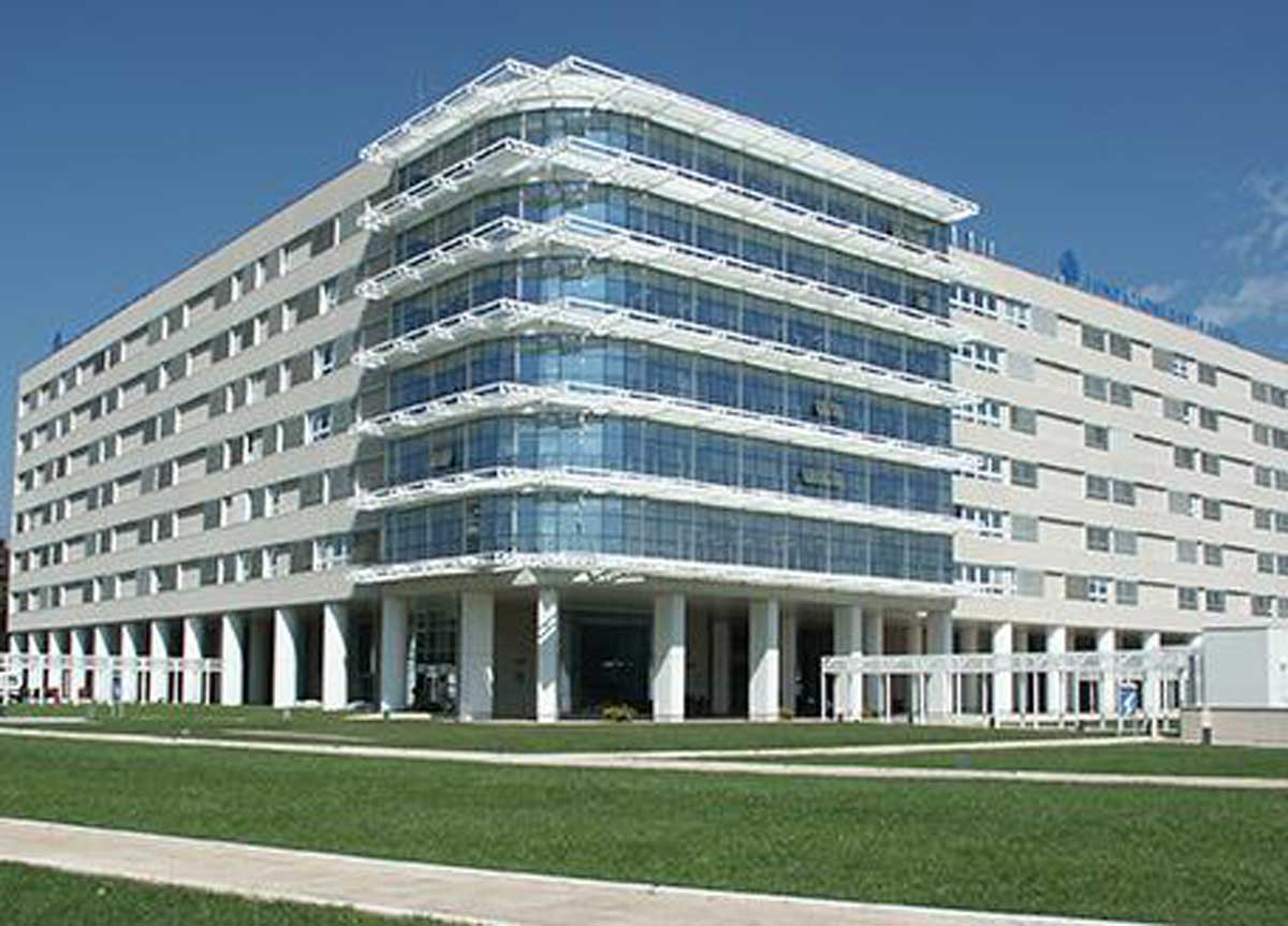 Santa Lucia, l’appello dei dipendenti dell’eccellenza romana della riabilitazione: “Diventi ospedale pubblico” Santa Lucia, l’appello dei dipendenti dell’eccellenza romana della riabilitazione: “Diventi ospedale pubblico”