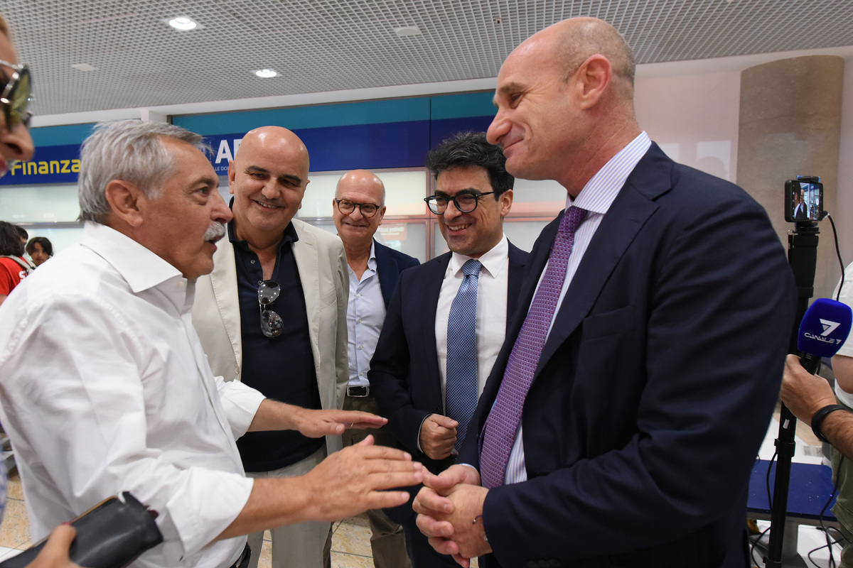 Apt, all’Aeroporto di Bari apre il desk informativo sulla Basilicata Apt, all’Aeroporto di Bari apre il desk informativo sulla Basilicata