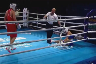 Parigi 2024, il web accusa Carini: “È un’attrice, finse anche nel 2022”. Il video del precedente infortunio e il ritiro