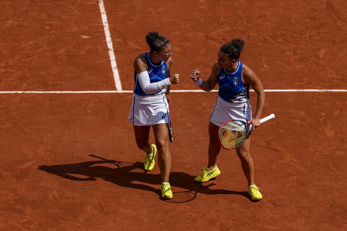 Parigi 2024, Errani-Paolini doppio d’oro. E per Paltrinieri (con la febbre) medaglia incredibile nei 1500 Parigi 2024, Errani-Paolini doppio d’oro. E per Paltrinieri (con la febbre) medaglia incredibile nei 1500