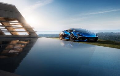 Lamborghini Revuelto opera unica: arte e Innovazione dal mare sardo