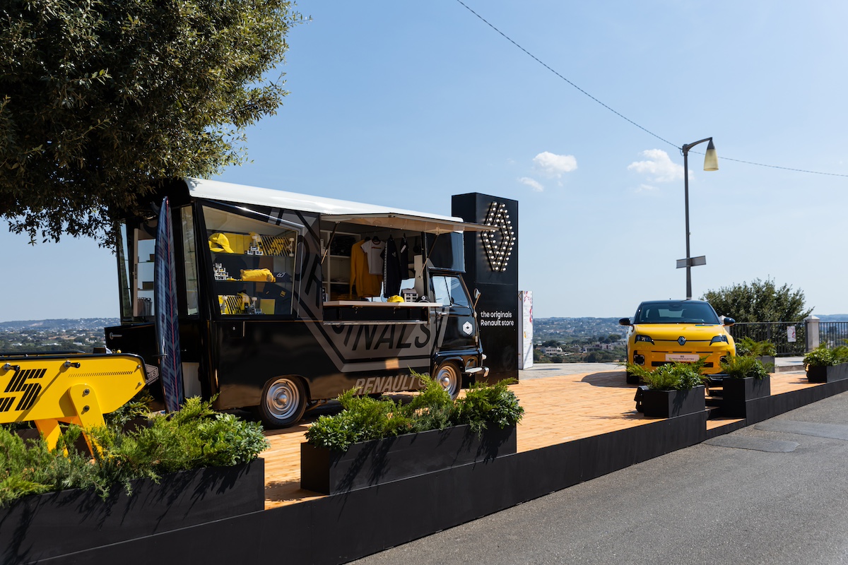 Renault e Viva! Festival: un connubio di valori per un futuro elettrico Renault e Viva! Festival: un connubio di valori per un futuro elettrico