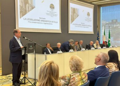 Semplificazione e modernità nella legislazione urbanistica: il seminario di FdI a Milano