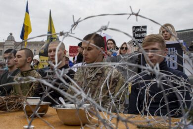 Ucraina, Kiev attacca Kursk in territorio russo. Ira di Putin: “Atto terroristico”
