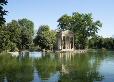 Villa Borghese, riapre il Giardino del Lago. Luci, piante, fiori fanno riesplodere la meraviglia di Roma