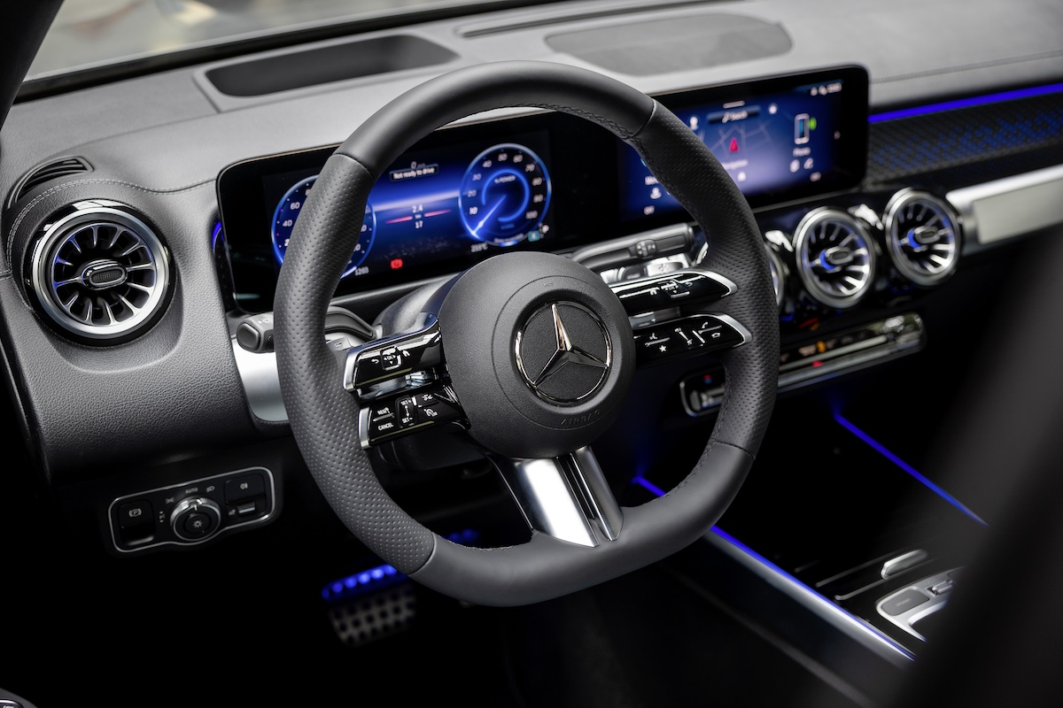 Mercedes EQA: autonomia potenziata e tecnologie all’avanguardia