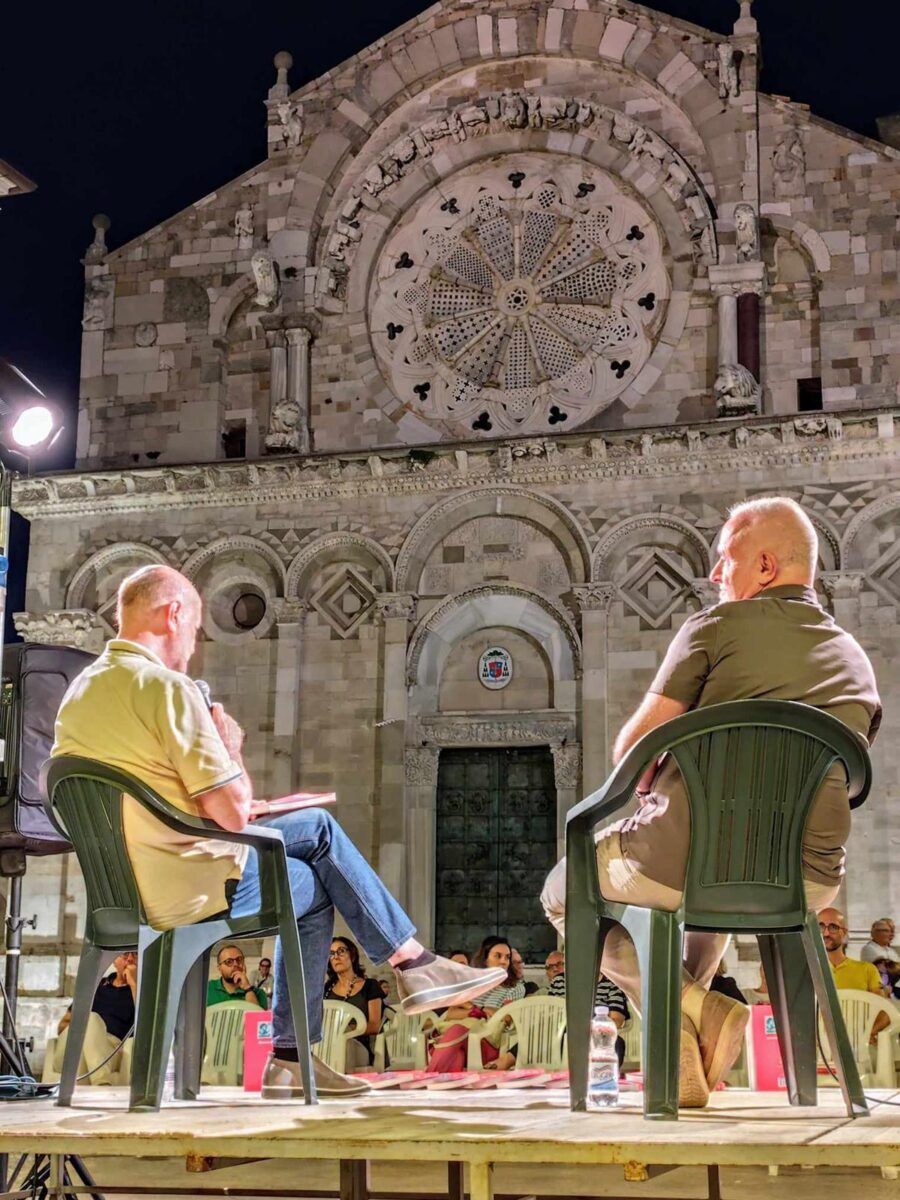 ‘Aiutami a guardare’ di Nando Nunziante tra i refoli di Scozia ‘Aiutami a guardare’ di Nando Nunziante tra i refoli di Scozia