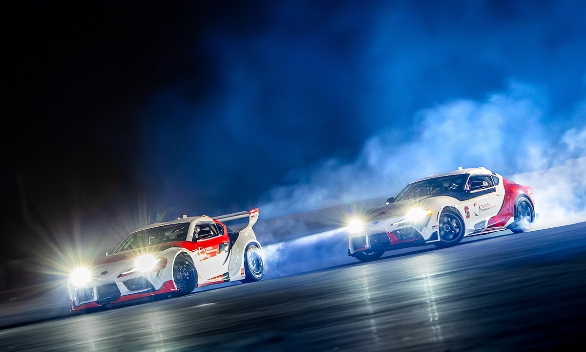 Toyota: pionieri della guida autonoma, drifting in tandem per la sicurezza stradale