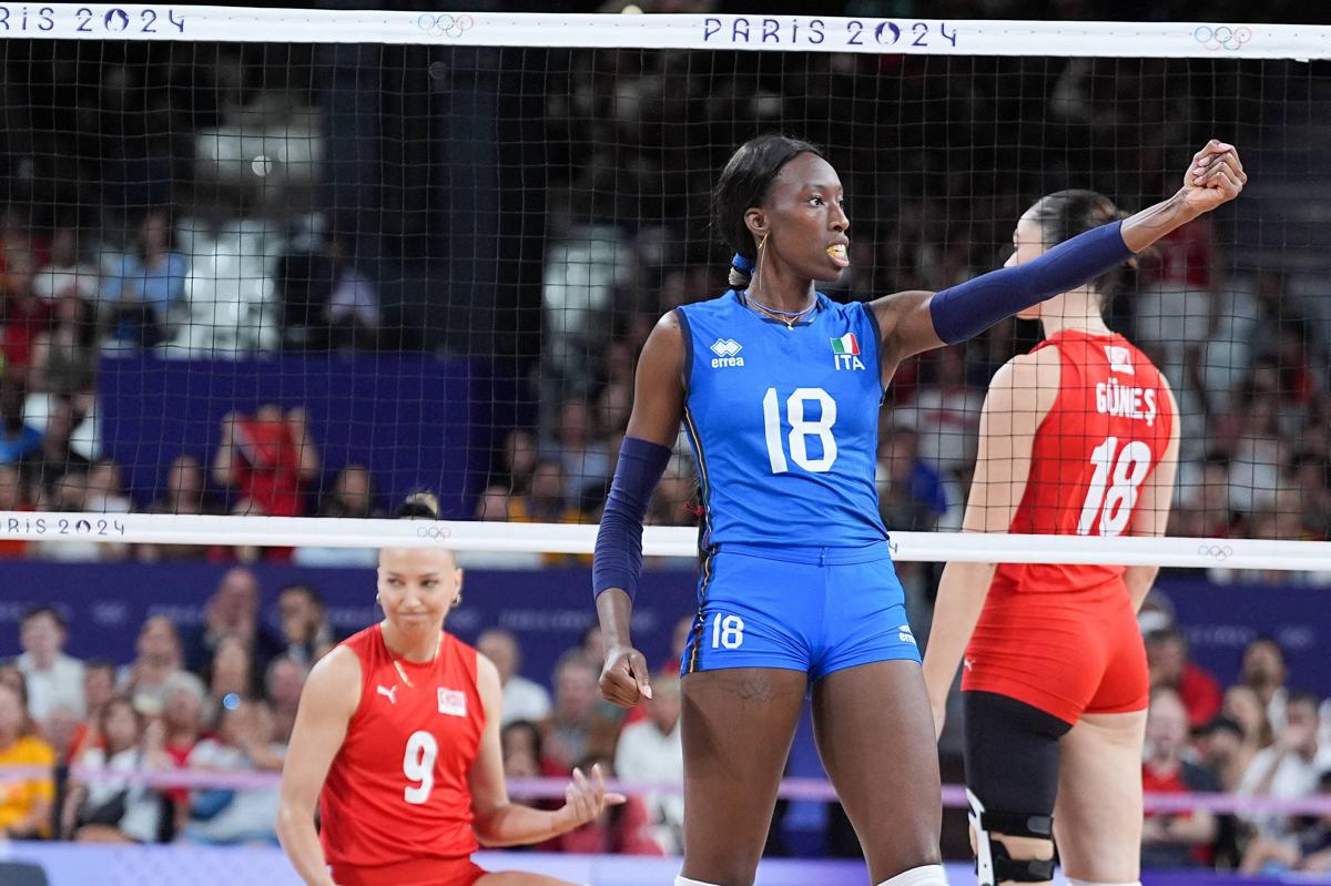 Egonu? Mbappè del Volley. Paola migliore al mondo: Parigi 2024 consacra la star dell’Italia del volley Egonu? Mbappè del Volley. Paola migliore al mondo: Parigi 2024 consacra la star dell’Italia del volley