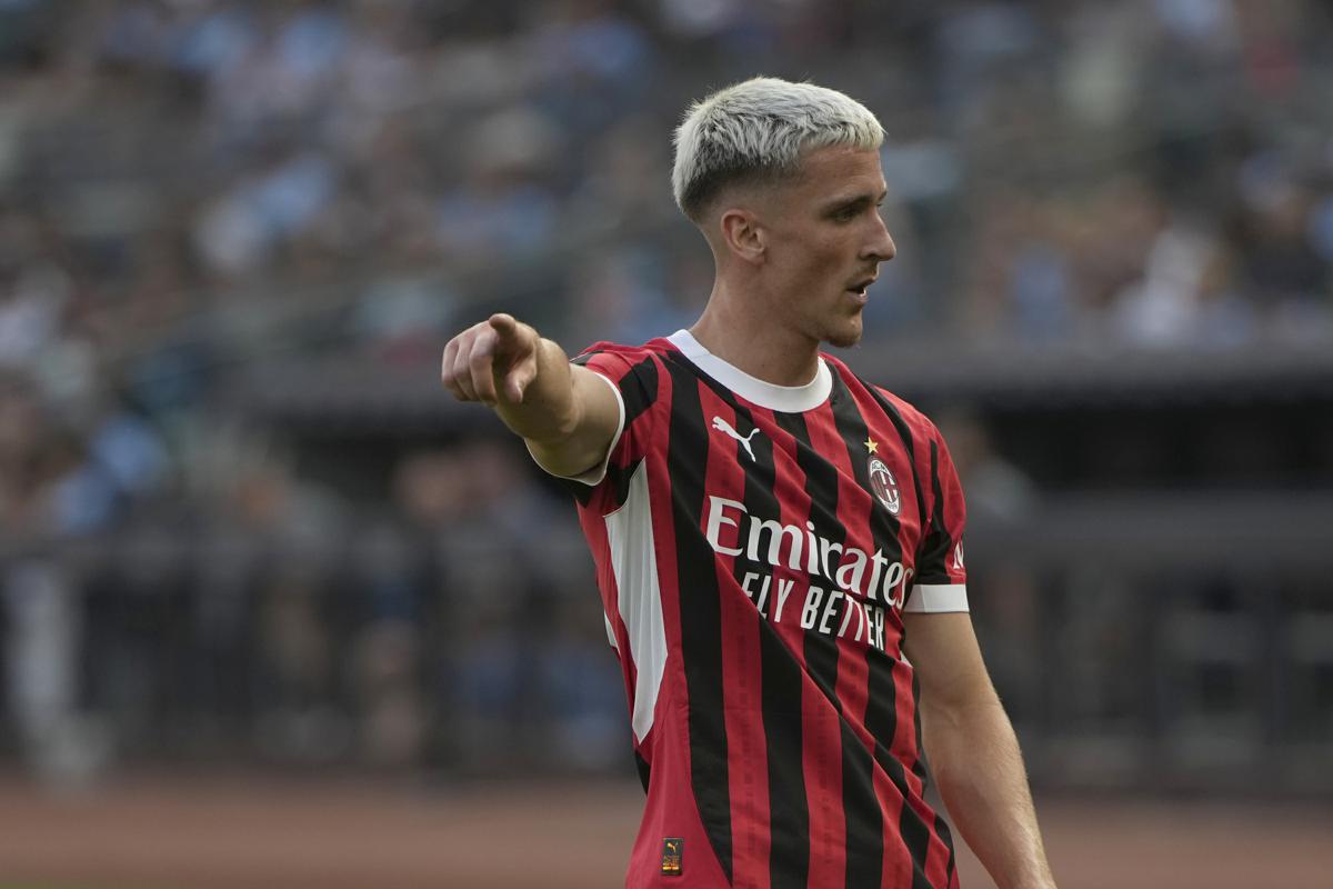 Milan, Saelemaekers show (anche) col Monza: Fonseca lo toglie dal mercato. E ‘chiama’ Fofana… Milan, Saelemaekers show (anche) col Monza: Fonseca lo toglie dal mercato. E ‘chiama’ Fofana…