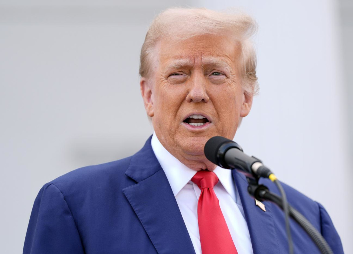 Trump: “Harris? La tengono nascosta perché è incompetente. Vuole trascinarci tutti nel comunismo” Trump: “Harris? La tengono nascosta perché è incompetente. Vuole trascinarci tutti nel comunismo”