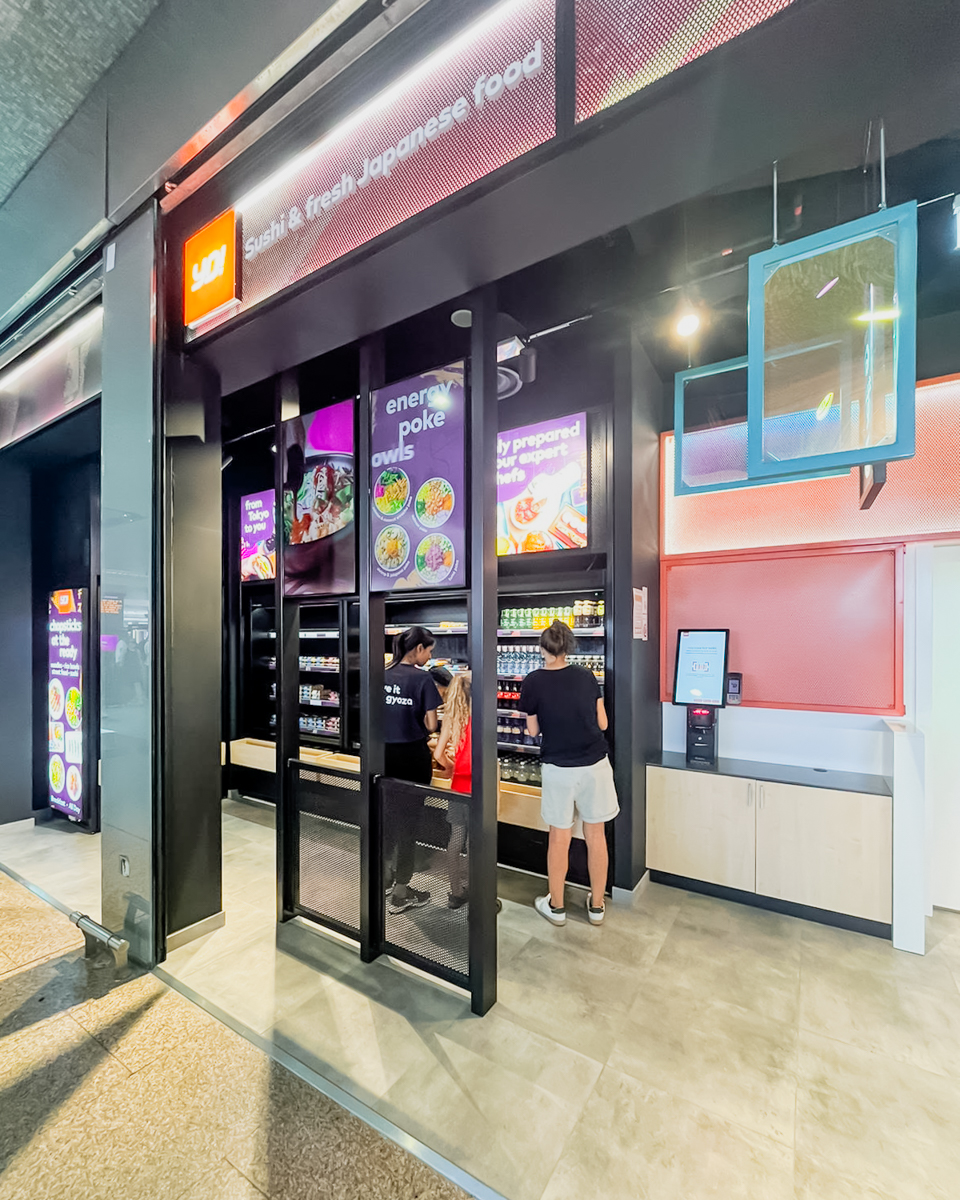 GRS, Yo! Sushi apre il primo store in Italia a Roma Termini GRS, Yo! Sushi apre il primo store in Italia a Roma Termini